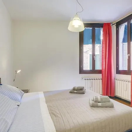 Apartment Nice Apartment In Venezia -Ve- With Wifi *