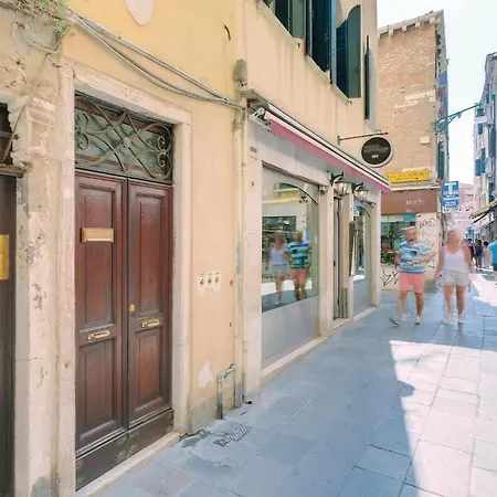 Nice Apartment In Venezia -Ve- With Wifi Apartment